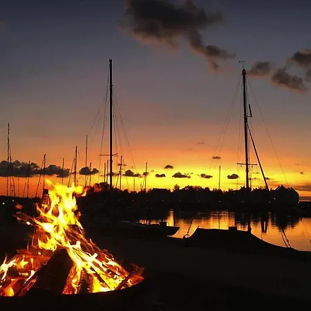 Am Yachthafen In Peenemunde