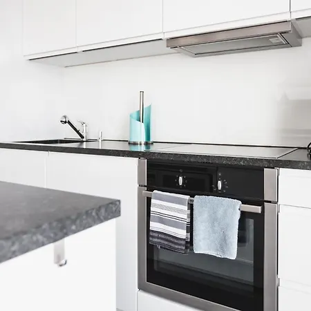 Am Yachthafen In بيت للعطل بيناموندا