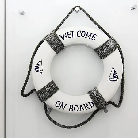 Am Yachthafen In بيناموندا