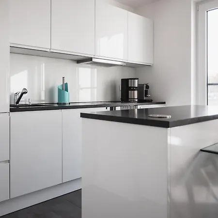 Am Yachthafen In بيت للعطل