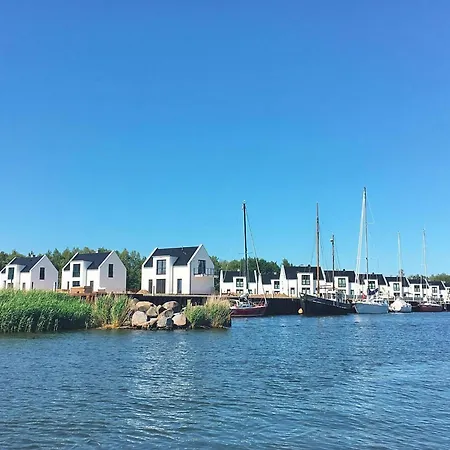 Semesterbostad Haus Mit Yachthafenblick In Peenemunde