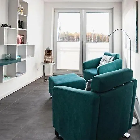 Am Yachthafen In بيت للعطل بيناموندا