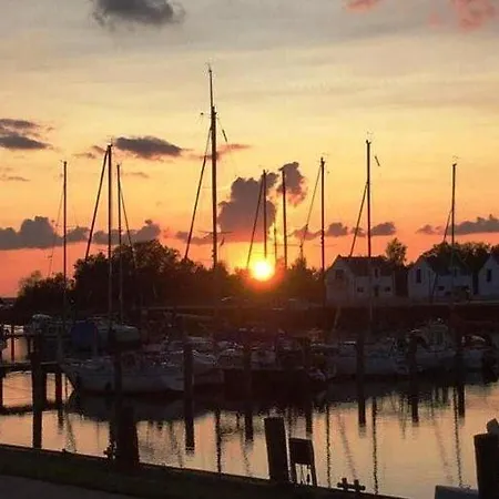 بيت للعطل Am Yachthafen In