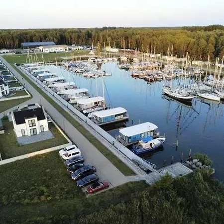Haus Mit Yachthafenblick In * Peenemunde